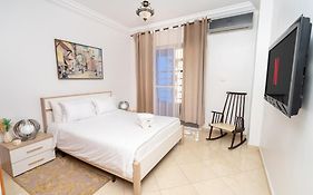 Appartement 2 Chambres Pres De La Corniche